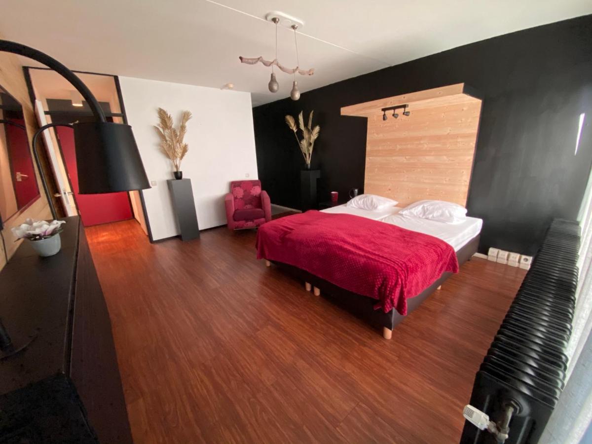 Anno Hotel Almere Luaran gambar